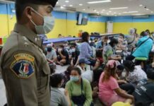 ด่วน! บุก บ่อนแจ้งวัฒนะ จับคนไทย-ต่างด้าว 89 ราย ใส่หน้ากากเล่นพนัน