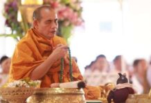 “พระครูบาบุญชุ่ม” เขียนจดหมายจากถ้ำถึงลูกศิษย์ อธิษฐานขอให้โรคระบาดหมดไป