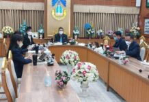 ที่ปรึกษาโฆษก ทร. ประชุมหารือเรื่องการเปิดเรียน ร.ร.สตรีวัดระฆัง