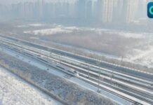 (คลิป) บริการรถไฟที่ได้รับผลกระทบจากหิมะตกกลับมาให้บริการทั่วประเทศจีนอีกครั้ง