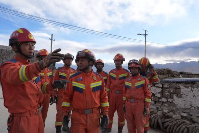 (FOCUS)CHINA-XIZANG-XIGAZE-EARTHQUAKE-RESCUE EFFORTS (CN)