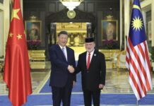 สีจิ้นผิงพบปะหารือกษัตริย์มาเลเซีย