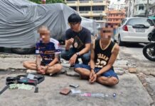 ปส.โรงพักพัทยาส่งสายล่อซื้อยาบ้าจากพ่อค้าในซอย 3 จอมเทียน