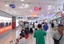 (คลิป) ตลาดอิเล็กทรอนิกส์เซินเจิ้นปลายทางของนักท่องเที่ยวชาวต่างชาติ
