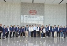 หลักสูตรผู้บริหารธุรกิจไทย-จีน รุ่นที่ 2 เยี่ยมชมโรงงาน BYD ตอกย้ำไทยฐานผลิต EV แห่งอาเซียน