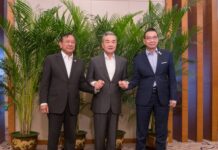 รมว.กต.จีน-กัมพูชา-ไทย เห็นพ้องเร่งฟื้นฟูการแลกเปลี่ยนระหว่างกัมพูชา-ไทย