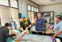 ตำรวจภูธรจังหวัดเพชรบุรี ตรวจเยี่ยมผู้ป่วยชุมชนรามราชนิเวศน์