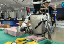 (คลิป) “หุ่นยนต์แพ็กยา” ถูกบรรจุในการแข่งขัน World Humanoid Robot Games ครั้งที่ 2